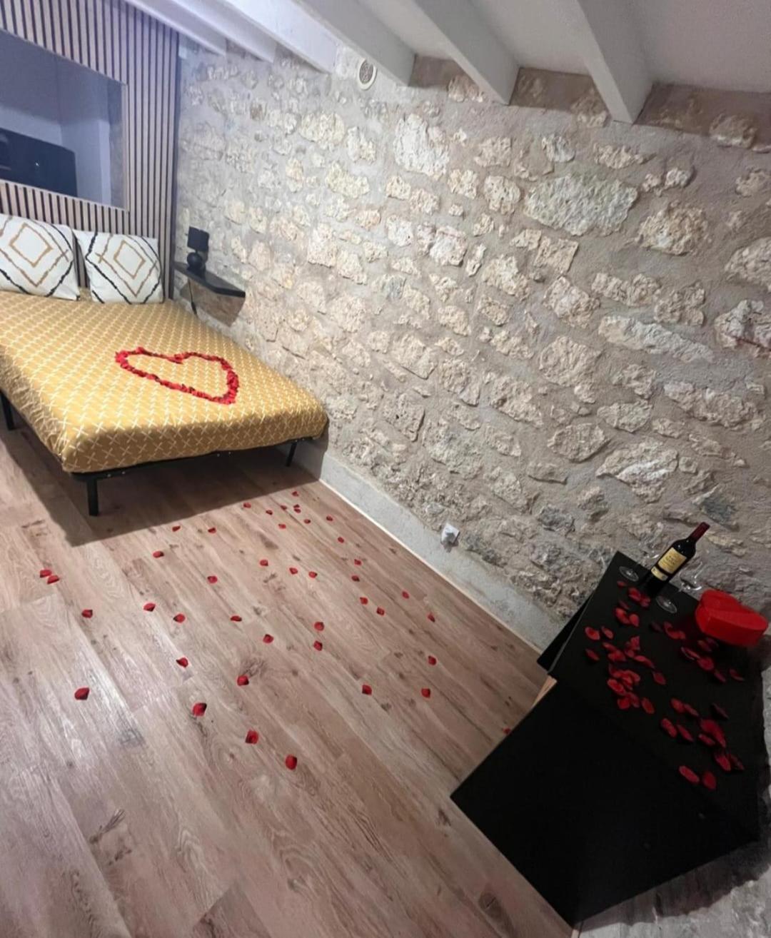 Appartamento Cosy Bellamy Angoulême Esterno foto